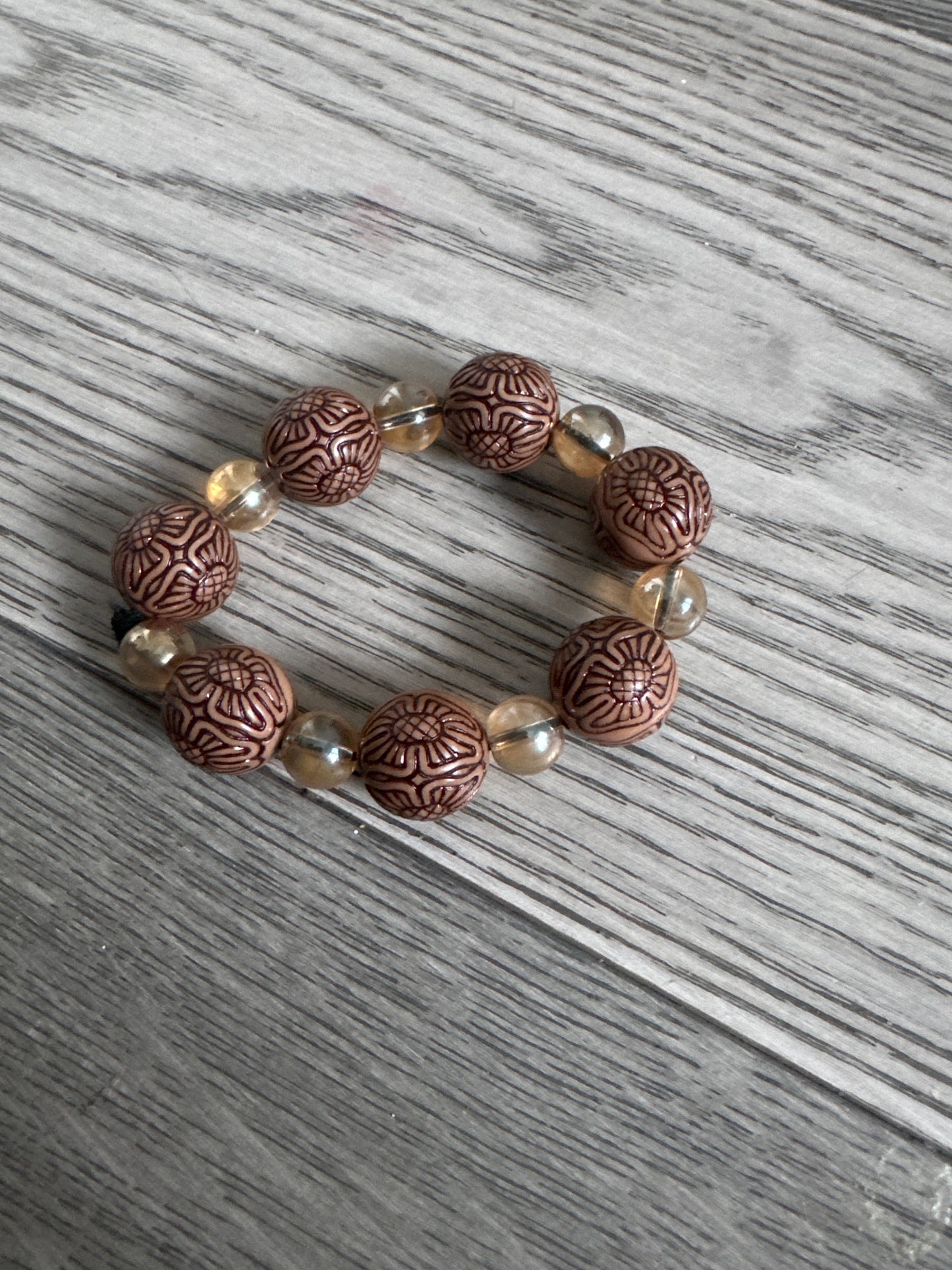 Elegant Handcrafted Beaded Bracelets – Timeless Style and Sophistication