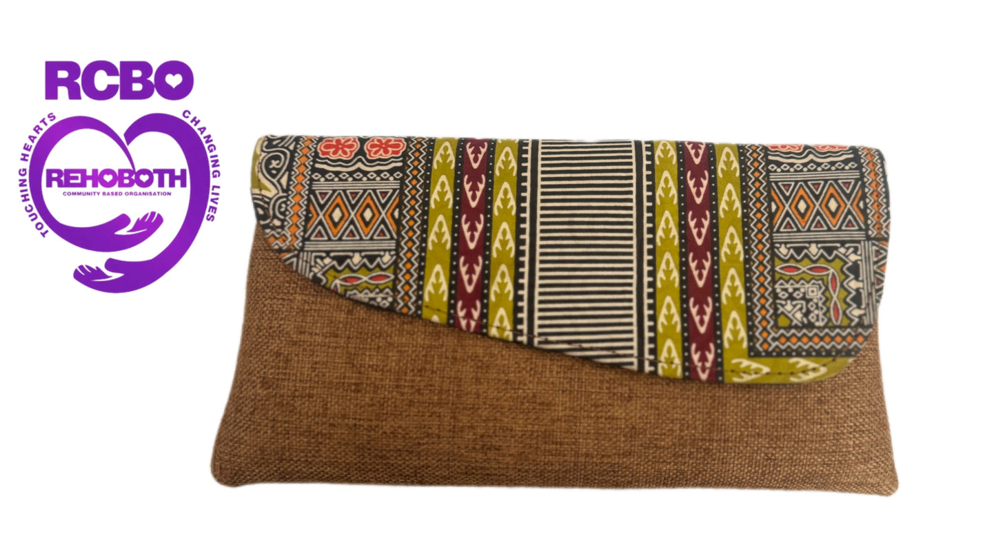 Handwoven Kenyan Clutch Bag