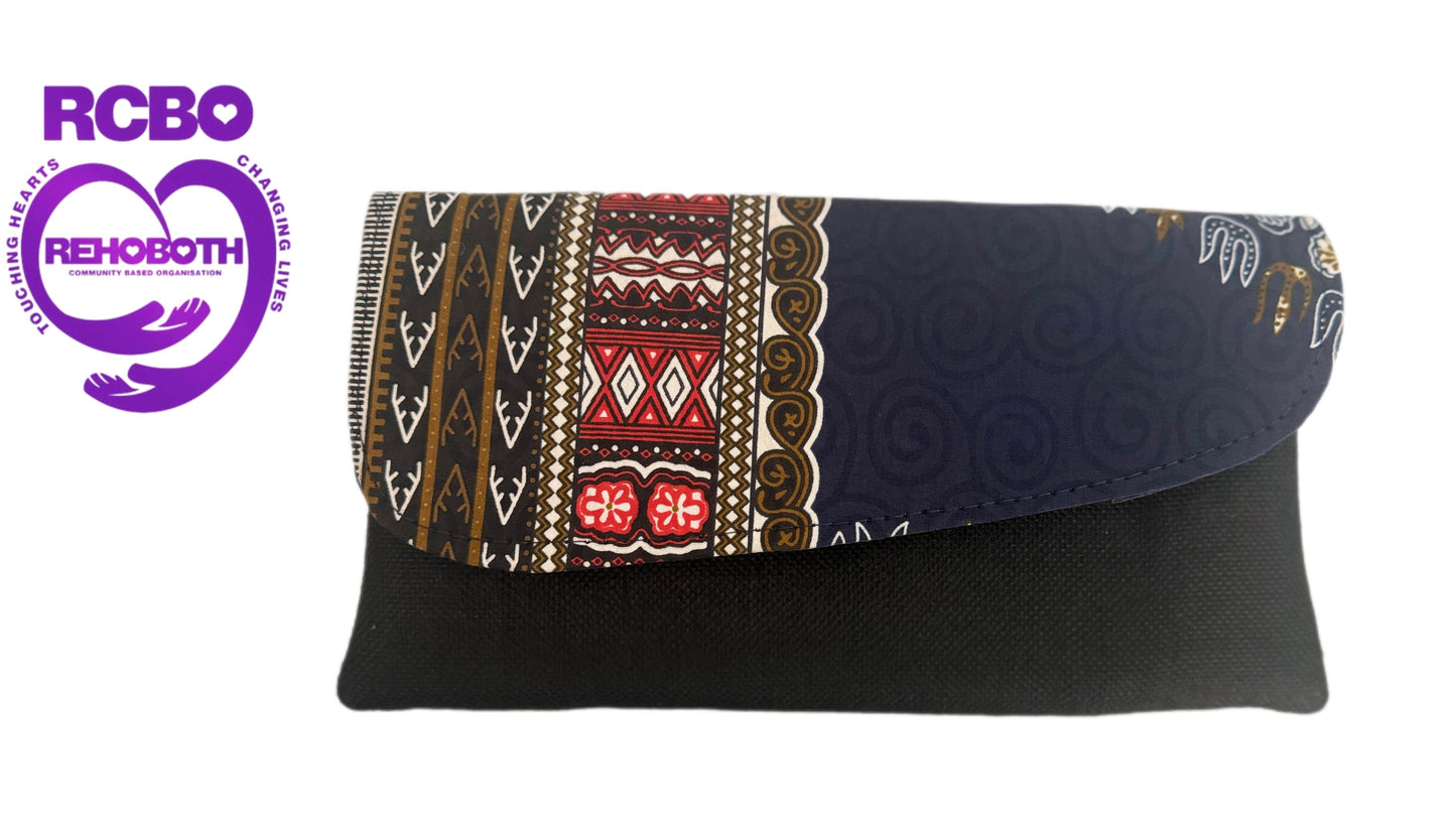 Handwoven Kenyan Clutch Bag